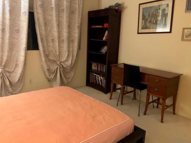 6645 Caminito Scioto, La Jolla CA: https://media.crmls.org/mediaz/a7481c93-8d43-4adc-a78a-a32f4205b458.jpg
