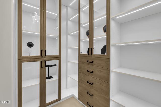 Detail Gallery Image 37 of 64 For 821 Somera Ct, Simi Valley,  CA 93065 - 5 Beds | 4/1 Baths