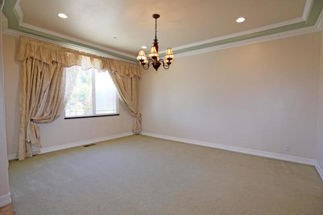 2736 Ferguson Road, Gilroy CA: https://media.crmls.org/mediaz/a7485d85-1186-4550-bb68-457d15534cdd.jpg