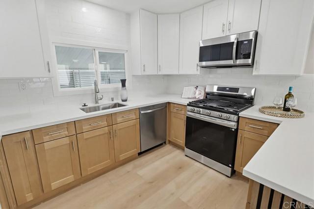 Detail Gallery Image 9 of 28 For 716 S 2nd St #175,  El Cajon,  CA 92019 - 2 Beds | 2 Baths