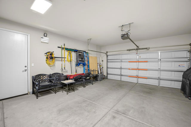 39743 Camino Templado, Indio CA: https://media.crmls.org/mediaz/a7487a95-5108-4b8a-8c1e-6f730e93717f.jpg