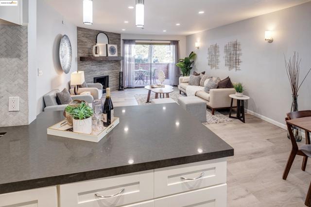 389 Belmont St, Oakland CA: https://media.crmls.org/mediaz/a7487ce1-84f7-4db6-b306-cb2476a46bd8.jpg