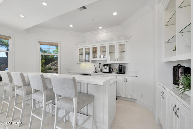 Image 14 of 93 For 1100 Country Club Drive