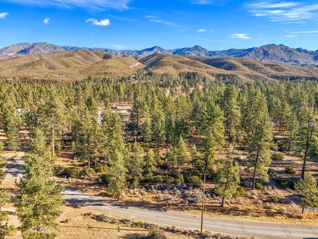 1 Pipe Creek Road, Mountain Center CA: https://media.crmls.org/mediaz/a74a55a3-7348-4b3a-9c9d-d91f59c1e85b.jpg