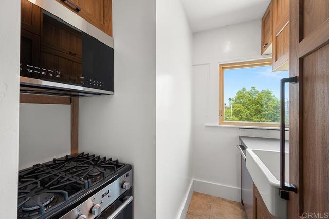 4608 Georgia St, San Diego CA: https://media.crmls.org/mediaz/a74ab7a4-7e86-47d1-90e0-cd2aa39bfa25.jpg
