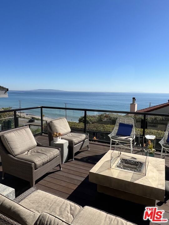 Drew Fenton | 17840 Porto Marina Way Pacific Palisades CA | MLS: 7415879