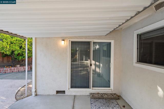 3710 Northridge Dr, Concord CA: https://media.crmls.org/mediaz/a74b8fef-2d97-4176-9721-bd2b5e1133cf.jpg
