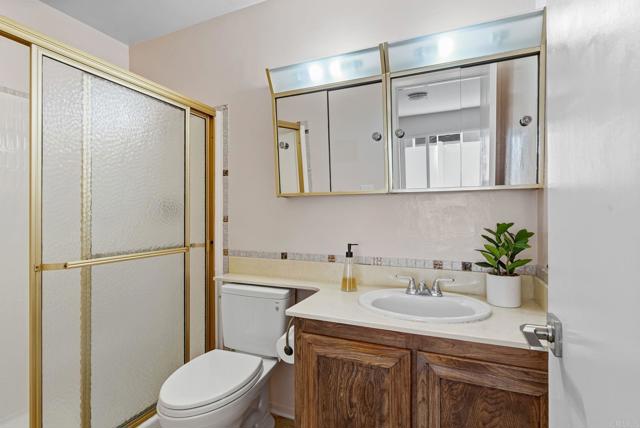 Detail Gallery Image 13 of 25 For 8641 Hydra Ln, San Diego,  CA 92126 - 4 Beds | 2 Baths