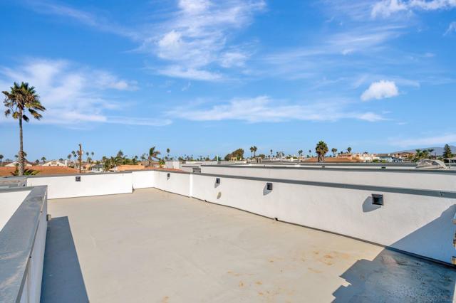109 Daisy, Imperial Beach CA: https://media.crmls.org/mediaz/a74c8996-6945-4d9d-a049-ce0a9972c6d8.jpg