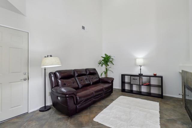 Image 3 of 34 For 1716 Promenade Circle