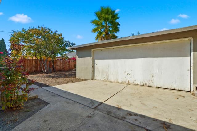 603 Warrington Avenue, Redwood City CA: https://media.crmls.org/mediaz/a74d7185-03eb-4bde-85a5-462b1050d43a.jpg