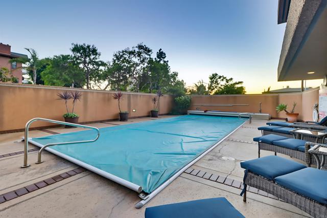 230 W Laurel Street, San Diego CA: https://media.crmls.org/mediaz/a74e4008-7a92-4242-b54a-4f4c050bfa7a.jpg