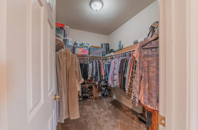 8631 Woodland Heights Court, Salinas CA: https://media.crmls.org/mediaz/a752462c-76c0-4724-8374-a54926b6edd6.jpg