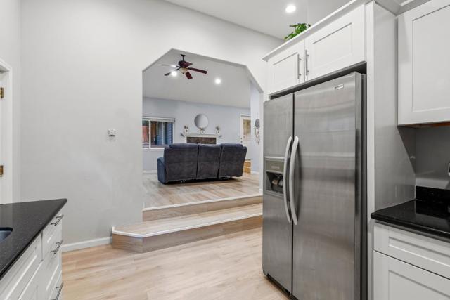 18460 Circle Drive, Los Gatos CA: https://media.crmls.org/mediaz/a752c3b0-97d0-4c86-ad6f-af7b56dc44bf.jpg