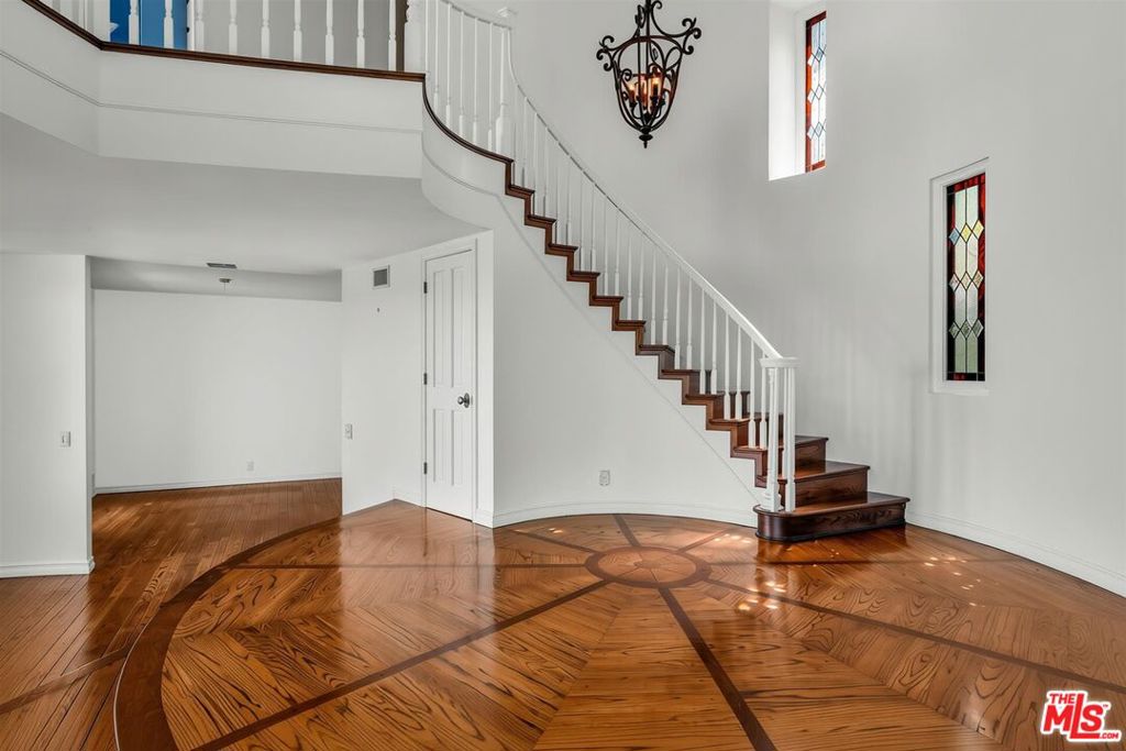 MLS #26865893 image #8