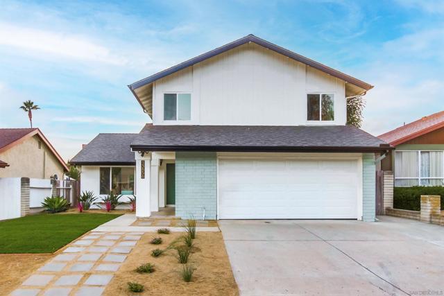 13856 Paseo Cardiel, San Diego CA: https://media.crmls.org/mediaz/a7548799-b4c5-45e5-a831-9f2e7b14bf29.jpg