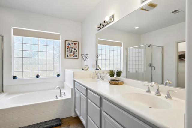 82126 Travolta Ave Avenue, Indio CA: https://media.crmls.org/mediaz/a754f8d6-af92-4b0f-aef8-4d4e004103bd.jpg