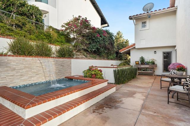 Detail Gallery Image 38 of 45 For 401 Santa Dominga, Solana Beach,  CA 92075 - 5 Beds | 3 Baths