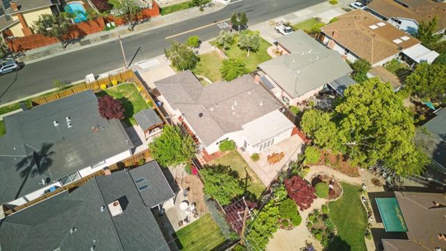 4882 Sutcliff Avenue, San Jose CA: https://media.crmls.org/mediaz/a755769f-4036-4a45-aca1-5662e2376c05.jpg