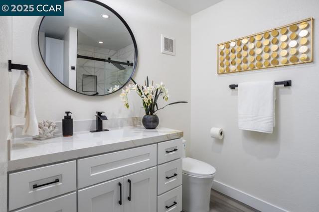 1132 Running Springs Rd, Walnut Creek CA: https://media.crmls.org/mediaz/a756a72a-3140-416b-bbf9-150fac157d79.jpg