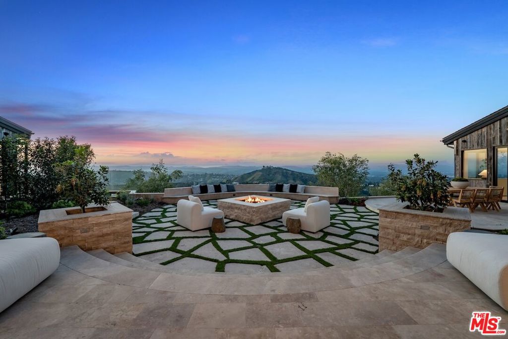 3121 Old Topanga Canyon Road