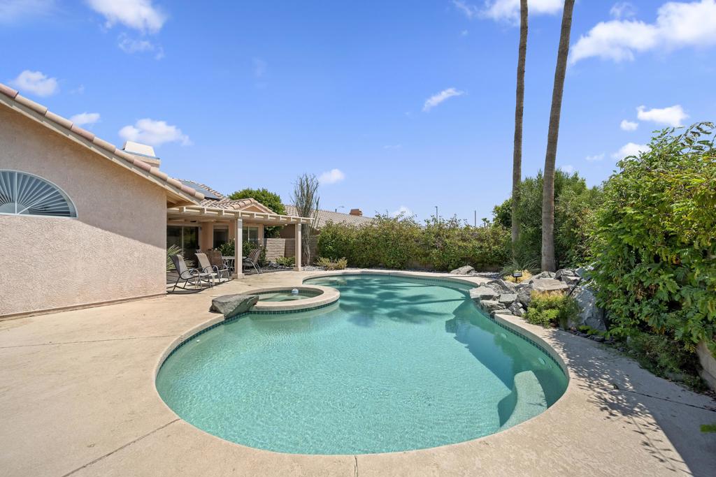 MLS #219133963DA img 33