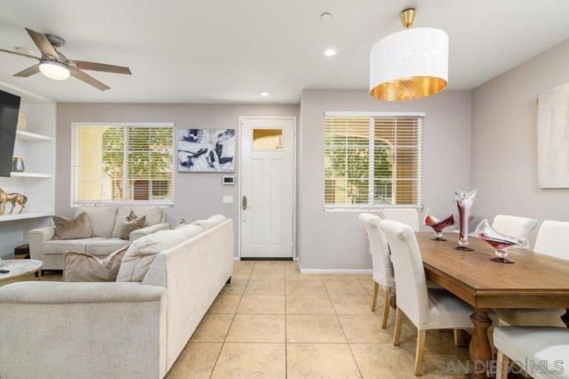 1622 Puffin Pl, Chula Vista CA: https://media.crmls.org/mediaz/a758fc33-76a2-4278-b08c-5d3a241195ae.jpg