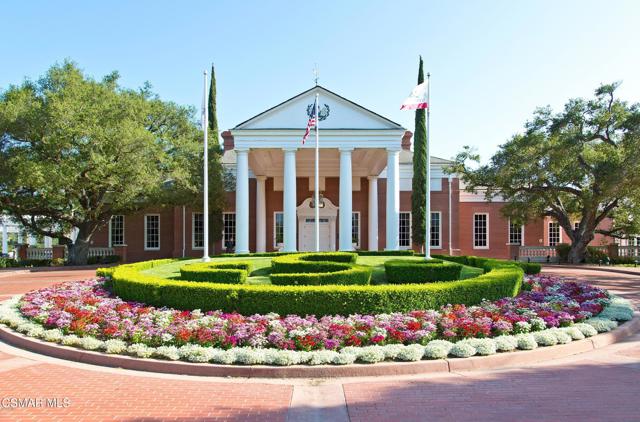 2366 Heatherbank Court, Lake Sherwood CA: https://media.crmls.org/mediaz/a75916ef-d35b-4731-97bf-05fe0ad2612d.jpg