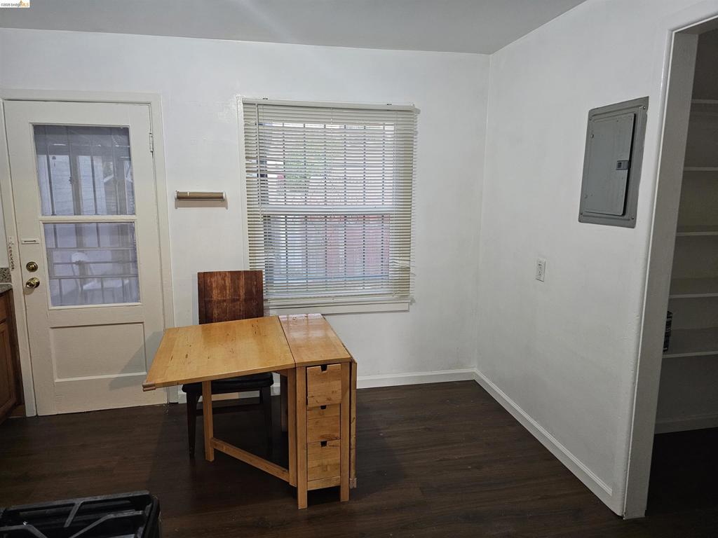 140 W Chanslor ave