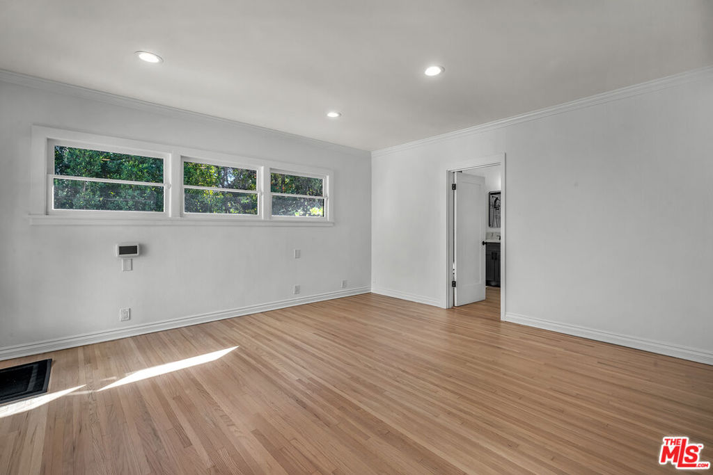 MLS #26860981 image #14