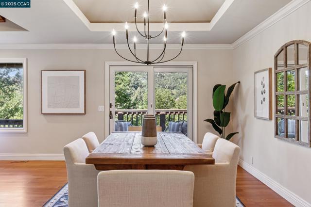 1149 Camino Vallecito, Lafayette CA: https://media.crmls.org/mediaz/a75ba560-a5cb-4c5d-a451-7d813ecfd51b.jpg