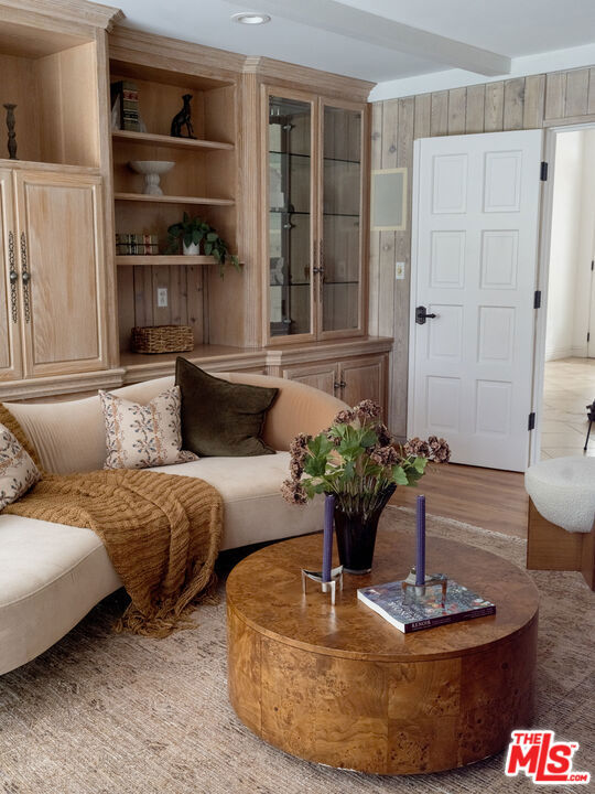 2 Eucalyptus Lane, Rolling Hills CA: https://media.crmls.org/mediaz/a75c4d58-fae8-4efc-84d3-899715991932.jpg