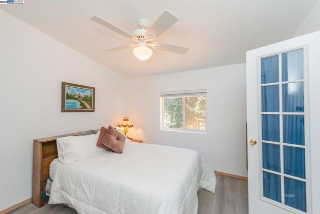 430 Bridge Rd, Douglas City CA: https://media.crmls.org/mediaz/a75c96da-e91b-48ec-9c57-f37e3d96aac8.jpg