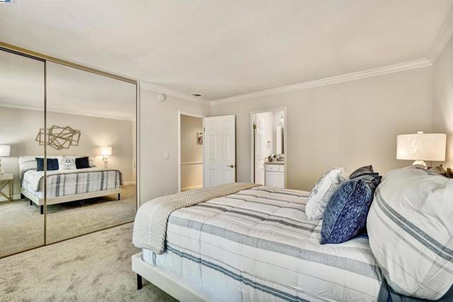 2217 Ptarmigan Dr, Walnut Creek CA: https://media.crmls.org/mediaz/a75ca751-f8e3-45bd-ba11-b51aad7b2eab.jpg