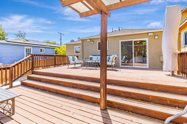 2534 Howard Avenue, San Carlos CA: https://media.crmls.org/mediaz/a75db58e-943e-4820-bcbc-84aad6d85953.jpg