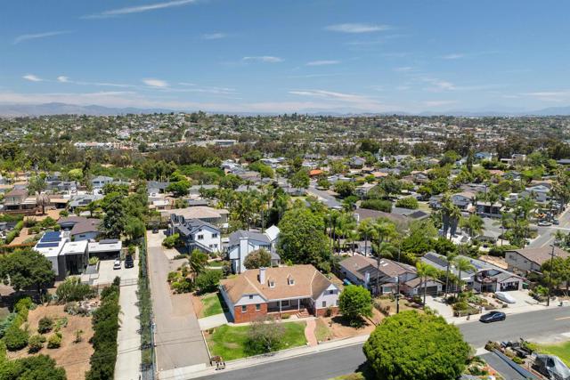 1440 Forest Avenue, Carlsbad CA: https://media.crmls.org/mediaz/a75dfa9c-9581-465a-b732-904312a9d10f.jpg