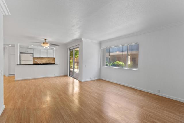 400 N Sunrise Way, Palm Springs CA: https://media.crmls.org/mediaz/a75e7a3b-3505-4168-bff7-d9faa7ba770b.jpg