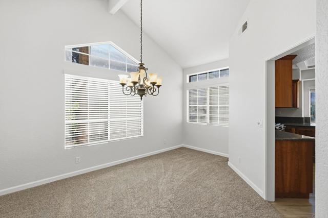 Detail Gallery Image 11 of 71 For 1351 Graham Pl, Escondido,  CA 92026 - 4 Beds | 2/1 Baths