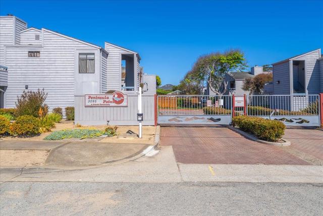 3095 Marina Drive, Marina CA: https://media.crmls.org/mediaz/a75f3045-4d71-4fd0-8a6a-a00e3e83271f.jpg