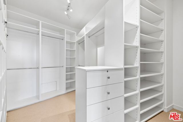 10580 Wilshire Boulevard, Los Angeles CA: https://media.crmls.org/mediaz/a760cd28-7fd5-4ad6-a5ac-e02fe5250d0a.jpg
