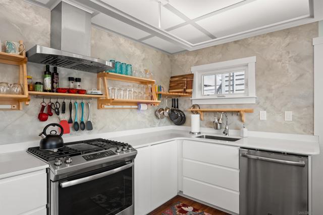 1971 Ebers Street, San Diego CA: https://media.crmls.org/mediaz/a760fb26-7f13-4cdb-be22-cd5245d04e2f.jpg