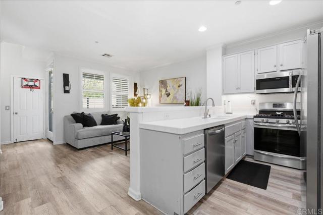 Image 2 of 48 For 2725 Apricot Court