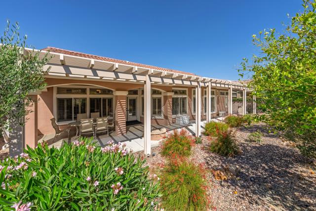 78123 Foxbrook Lane, Palm Desert CA: https://media.crmls.org/mediaz/a761b95b-1de2-4cf1-a745-a2fa2ecbcada.jpg
