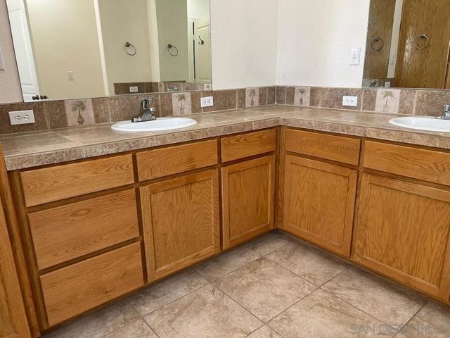 5551 Sunrise Rd, 29 Palms, California 92277, 3 Bedrooms Bedrooms, ,3 BathroomsBathrooms,Single Family Residence,For Sale,Sunrise Rd,250017129SD