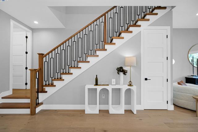 257 Haleena Place, Walnut Creek CA: https://media.crmls.org/mediaz/a762e625-6811-4ba9-b16b-4d4603bbab4d.jpg