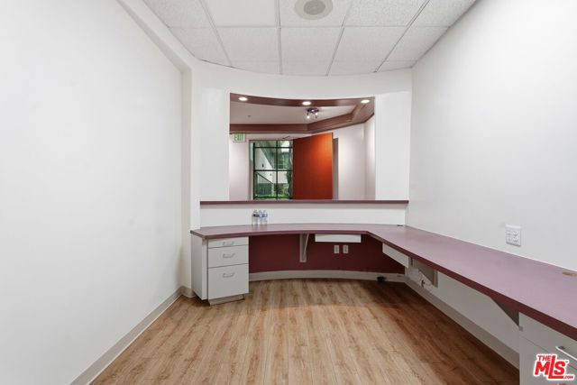  Commercial for Sale in Thousand Oaks, California