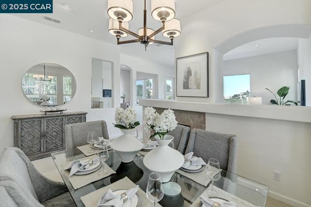 2916 Saklan Indian Dr, Walnut Creek CA: https://media.crmls.org/mediaz/a763de4d-d878-4da4-bd69-3042a86ebd48.jpg