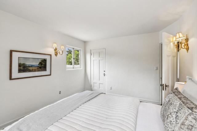 401 San Bernabe Drive, Monterey CA: https://media.crmls.org/mediaz/a76473db-9736-4279-af38-f97e18cacf16.jpg