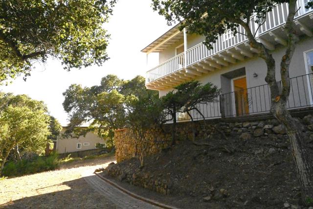 1920 Oak Knoll Drive, Belmont CA: https://media.crmls.org/mediaz/a766263f-642c-4581-896d-b829015d01e4.jpg