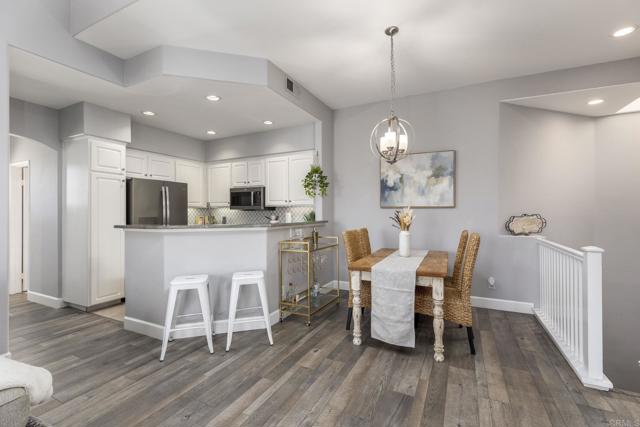 Detail Gallery Image 15 of 27 For 7577 Hazard Center Dr, San Diego,  CA 92108 - 2 Beds | 2 Baths